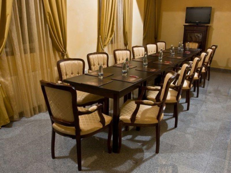 Hotel Maryo 普洛耶什蒂 外观 照片